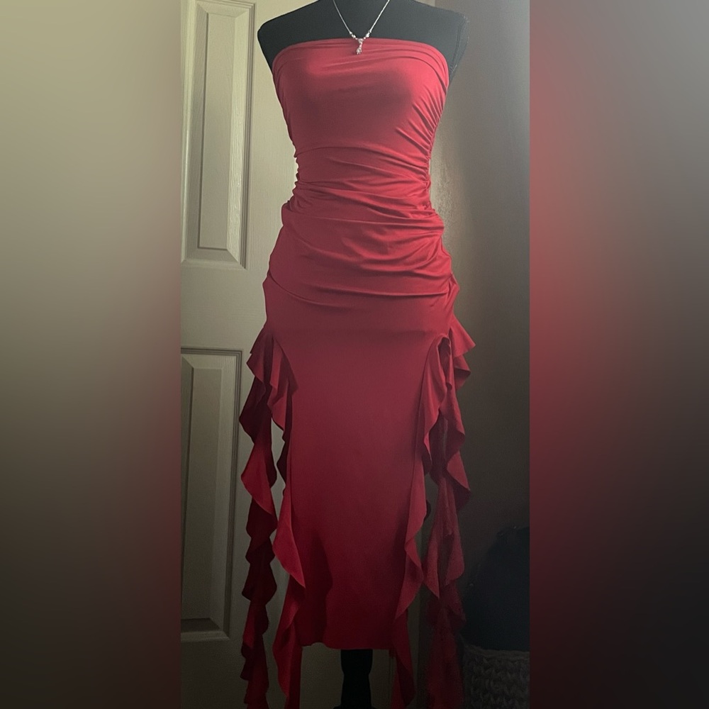 Strapless Red Ruffled Midi Dress